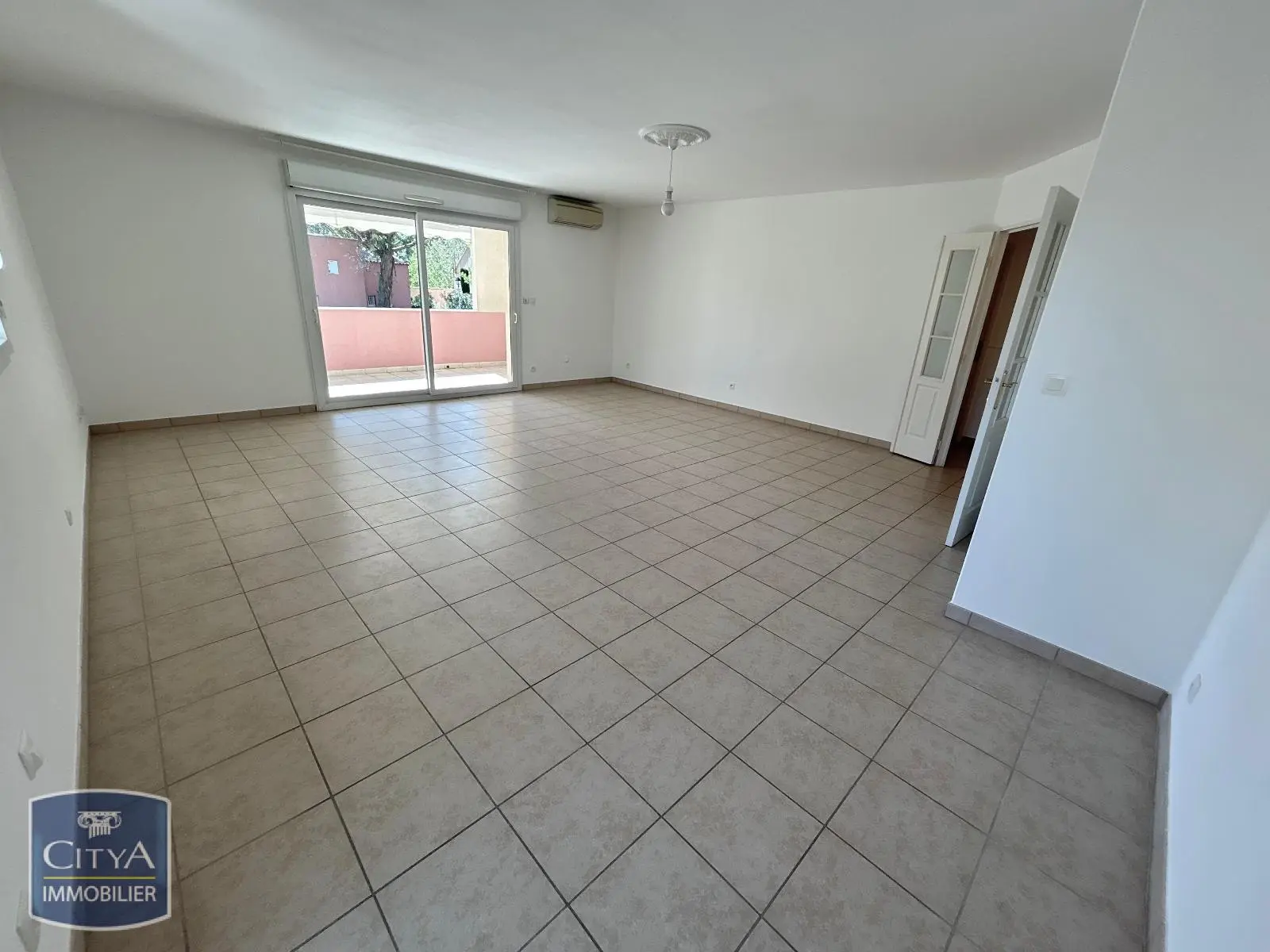 Photo 10 Appartement 4 pièces 100.03m²