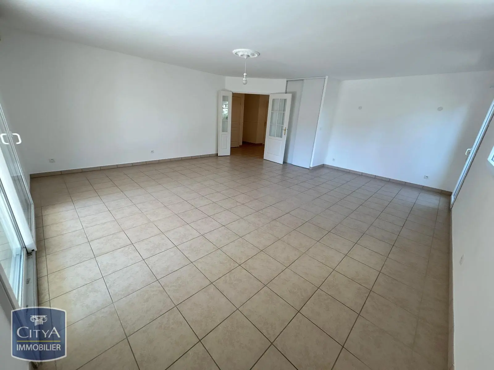 Photo 2 Appartement 4 pièces 100.03m²