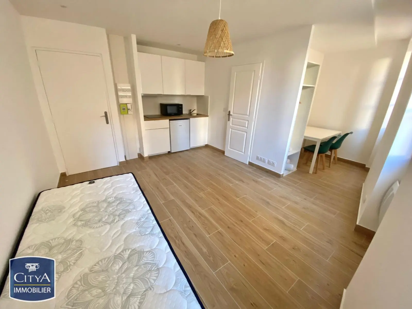 Photo 1 Appartement 1 pièce 20.65m²