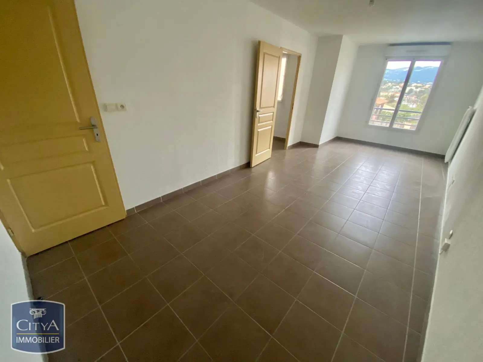 Photo 3 Appartement 2 pièces 50.2m²
