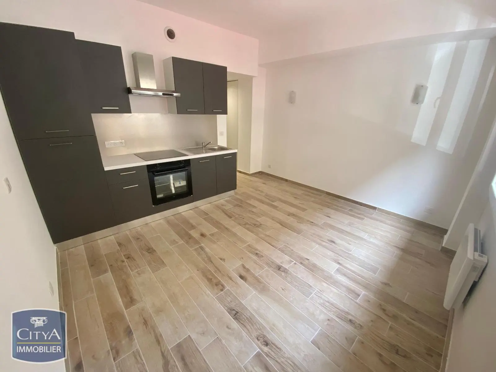 Photo 3 Appartement 1 pièce 19.23m²