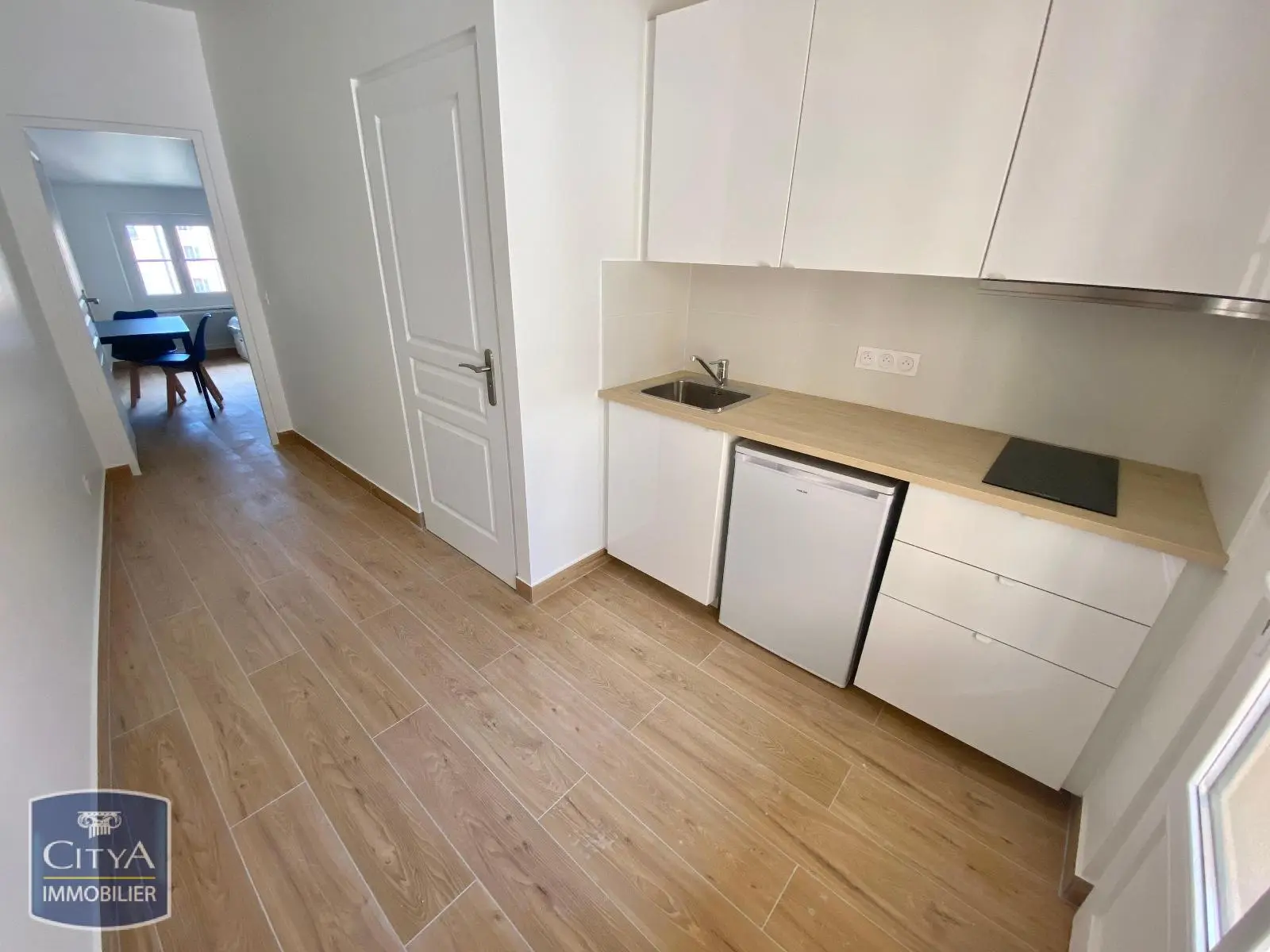 Photo 2 Appartement 1 pièce 22.5m²
