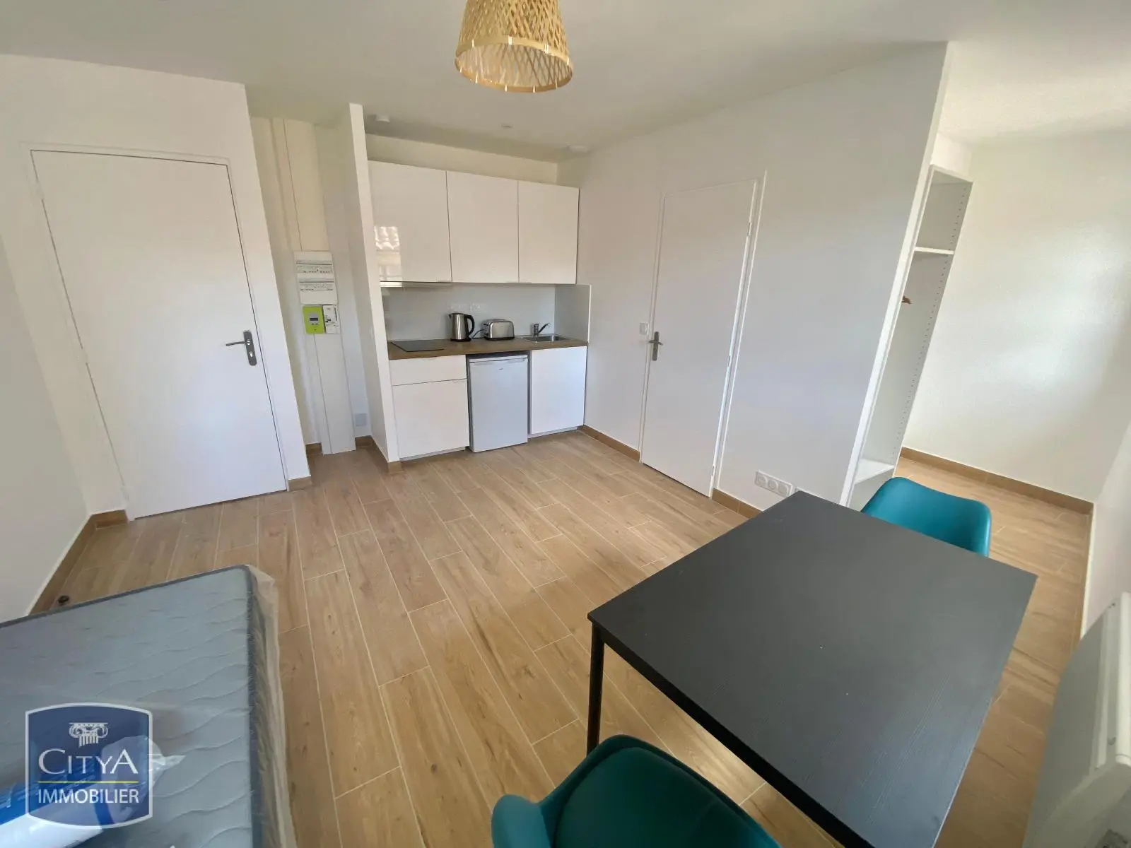 Photo 1 Appartement 1 pièce 19m²