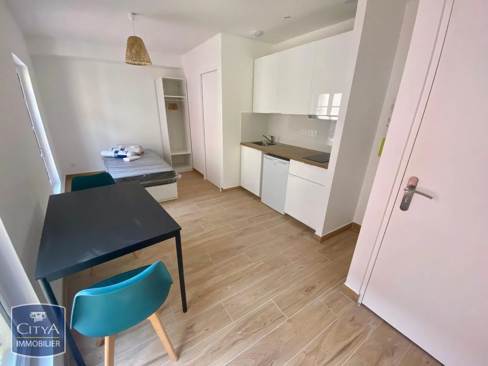Photo 1 Appartement 1 pièce 17.5m²