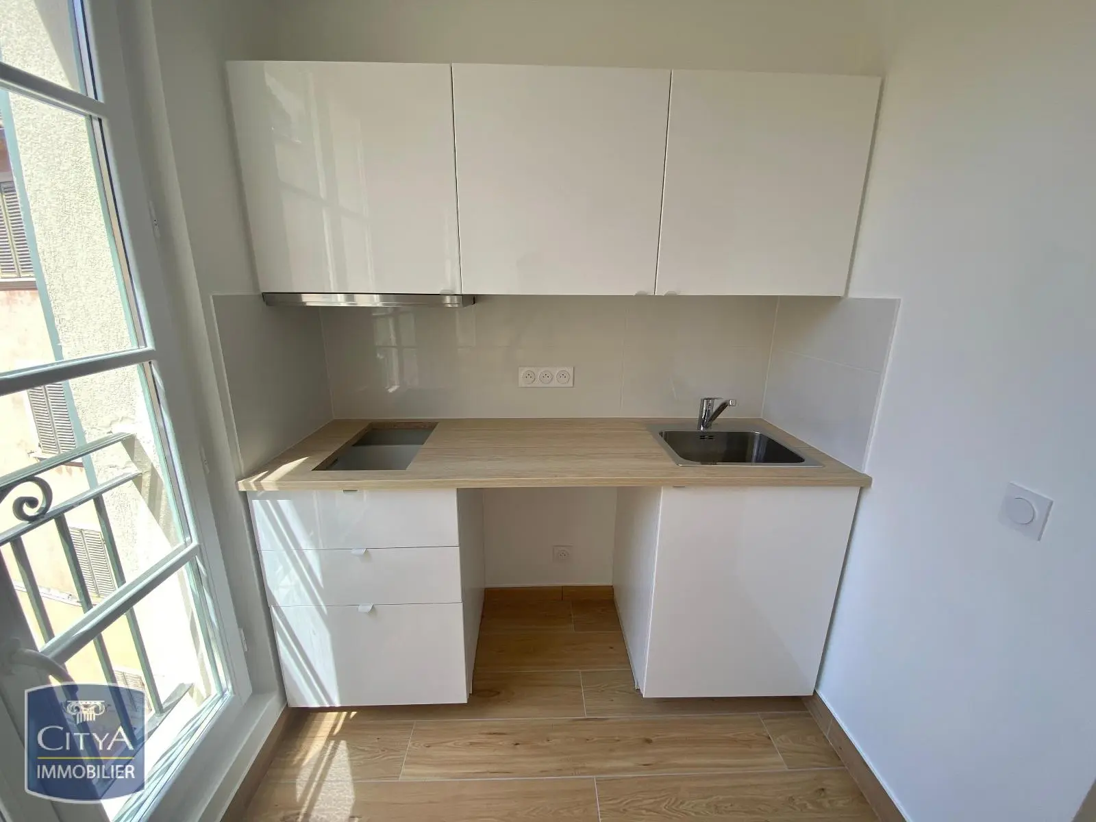 Photo 3 Appartement 1 pièce 23.15m²