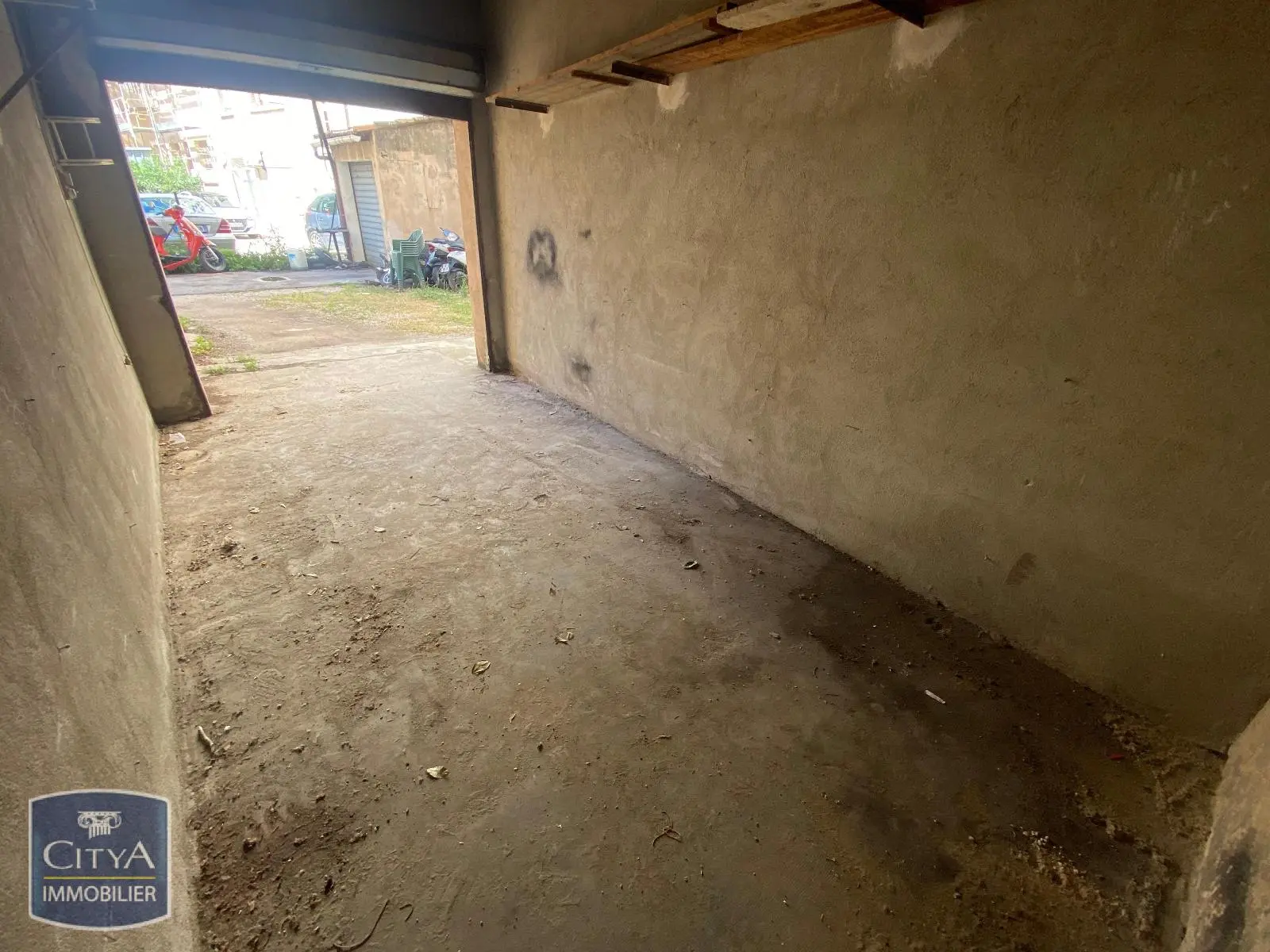 Photo 3 Parking 12m²