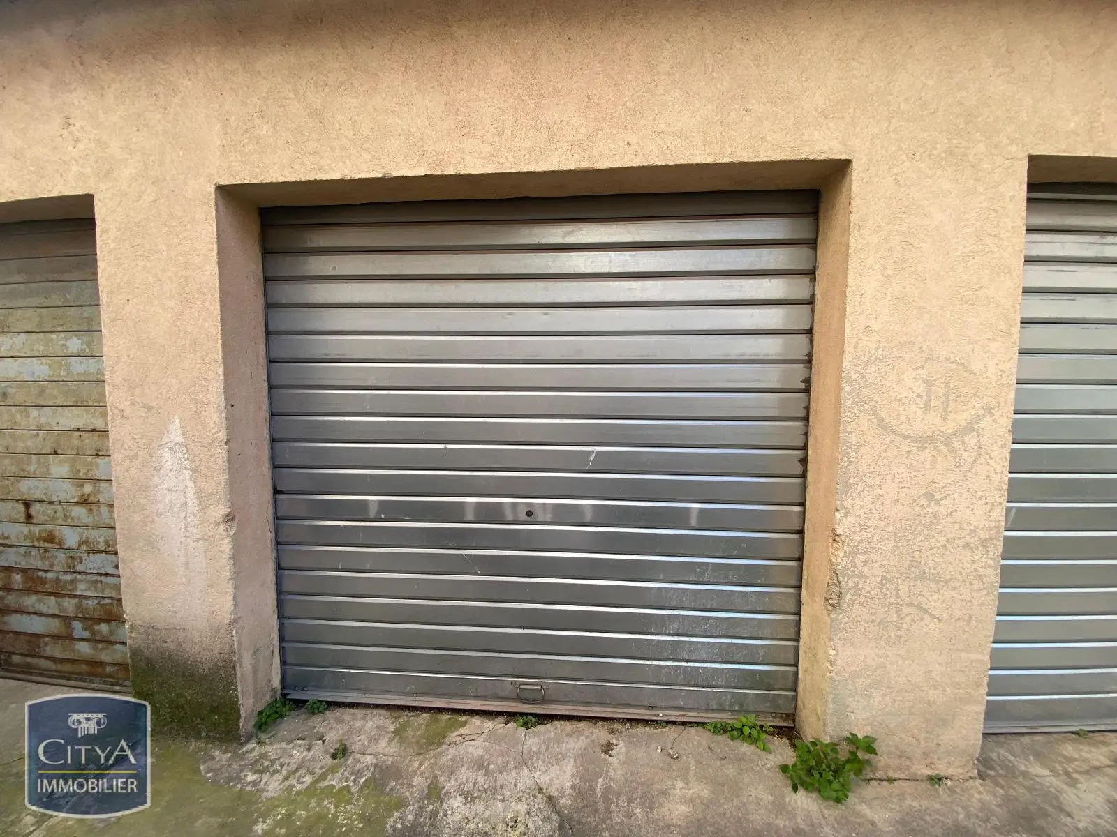 Photo 1 Parking 12m²