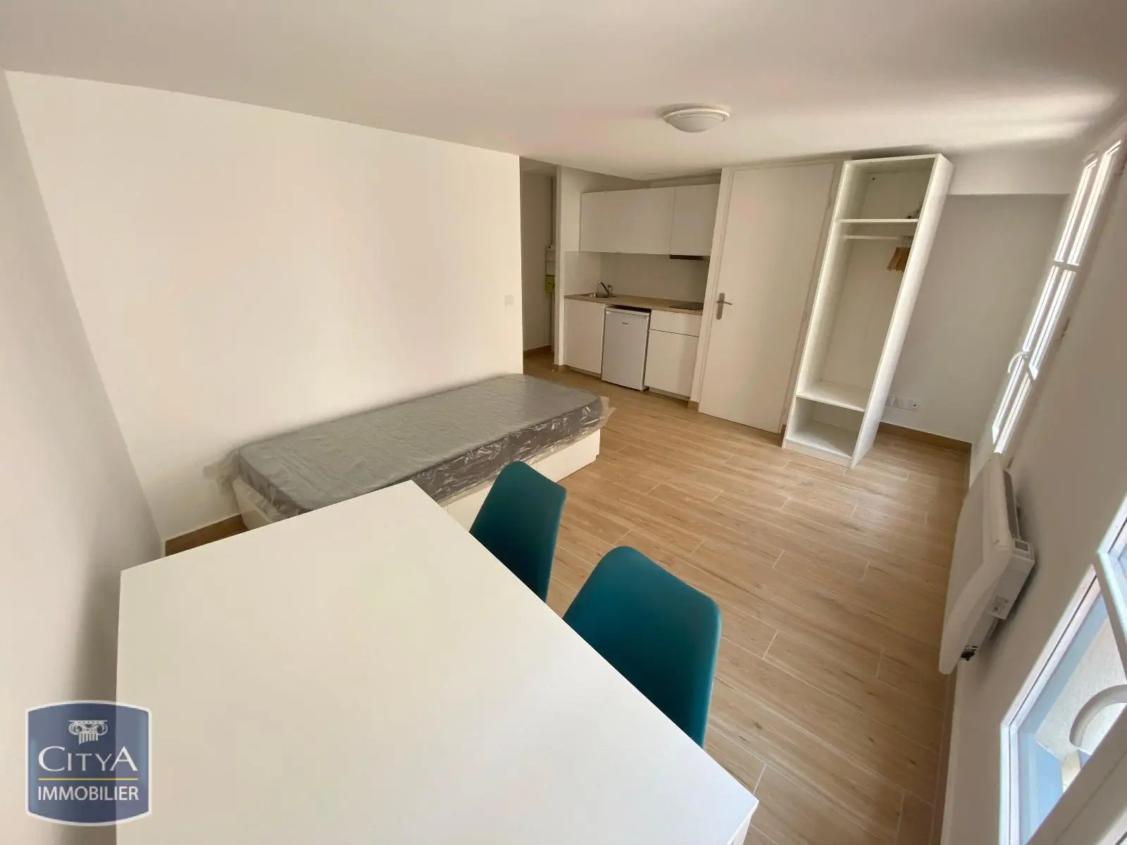 Photo 2 Appartement 1 pièce 21.8m²