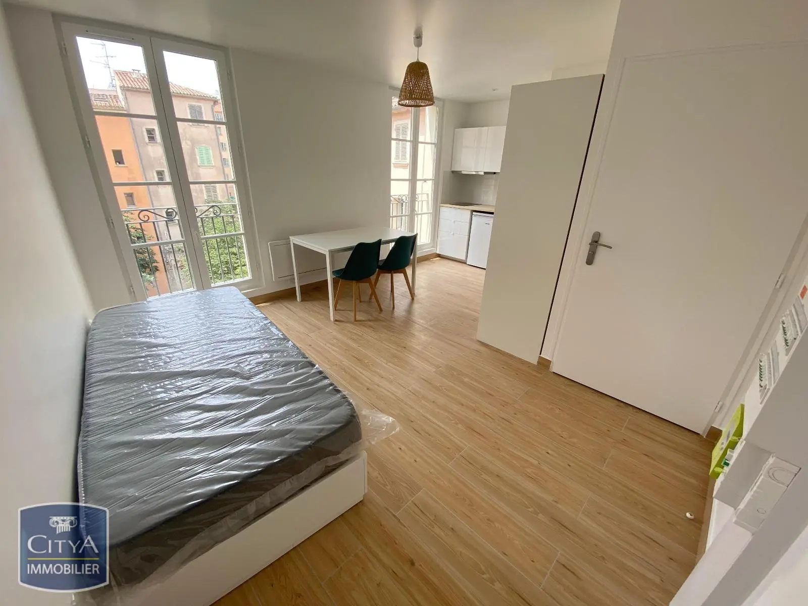 Photo 2 Appartement 1 pièce 23.15m²