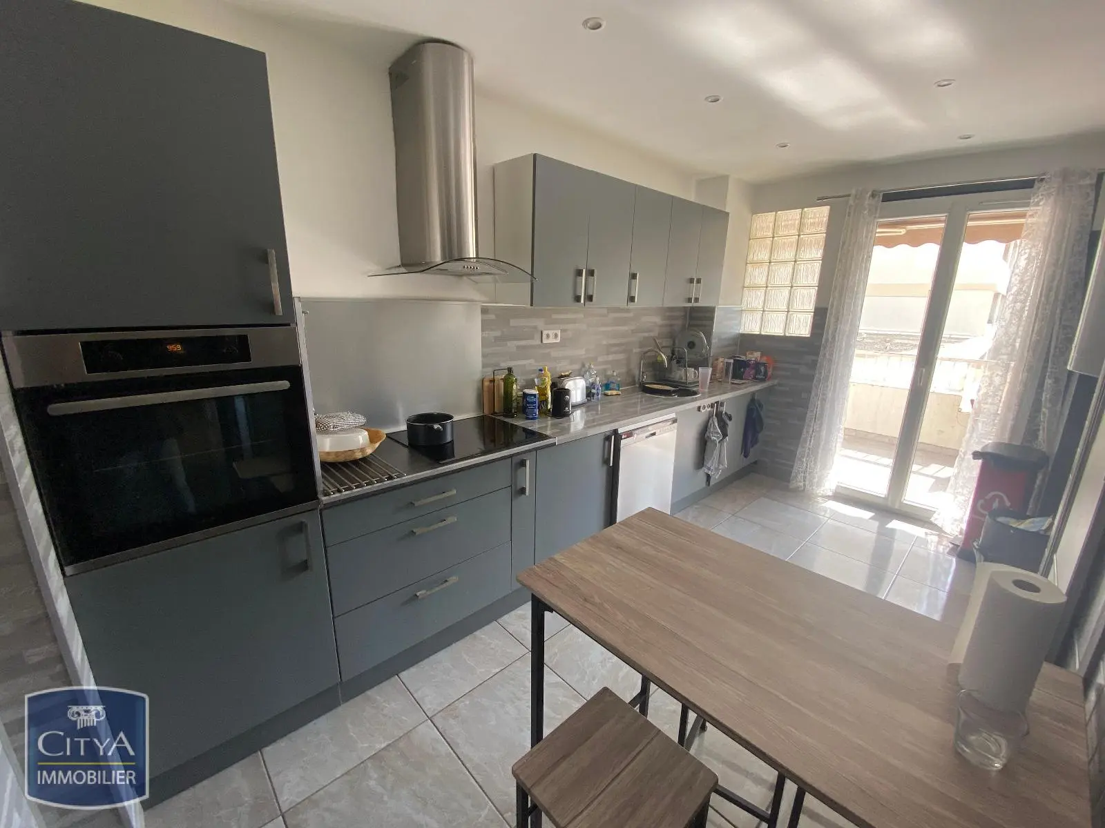 Photo 2 Appartement 1 pièce 43.93m²
