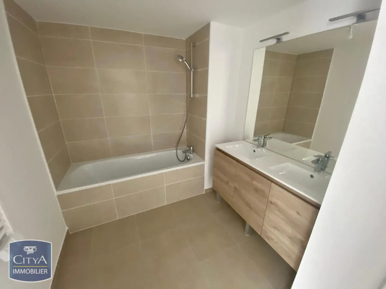 Photo 10 Appartement 3 pièces 56.92m²