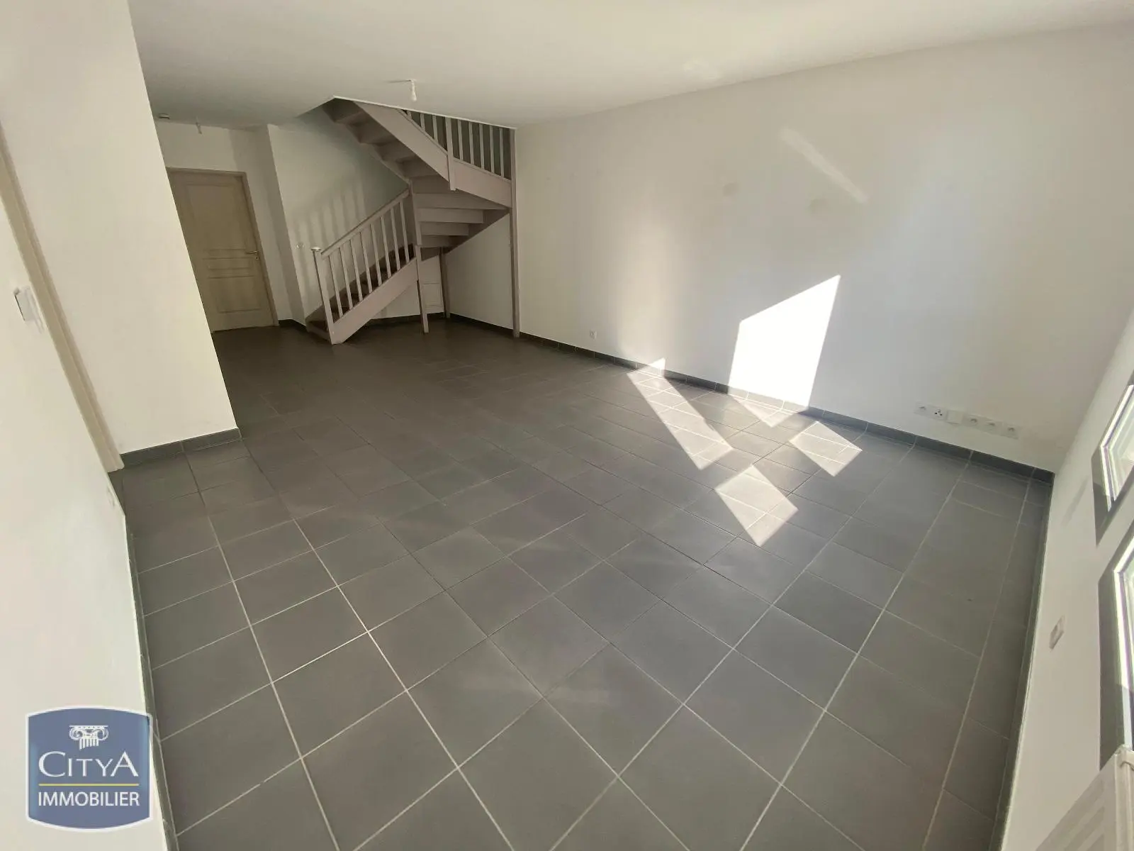 Photo 2 Appartement 5 pièces 142.67m²