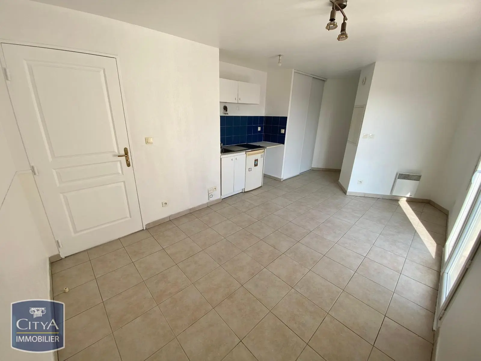 Photo 2 Appartement 1 pièce 22.3m²