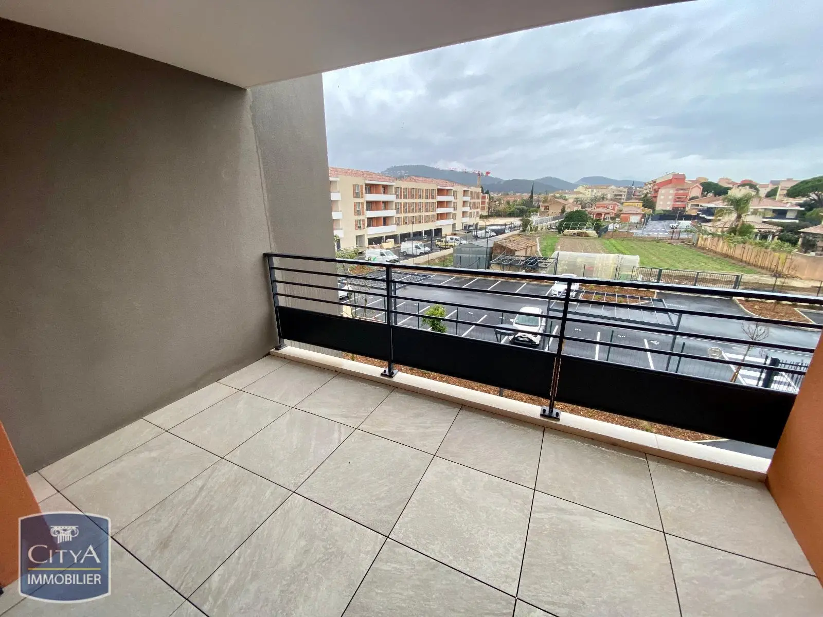 Photo 2 Appartement 1 pièce 18.2m²