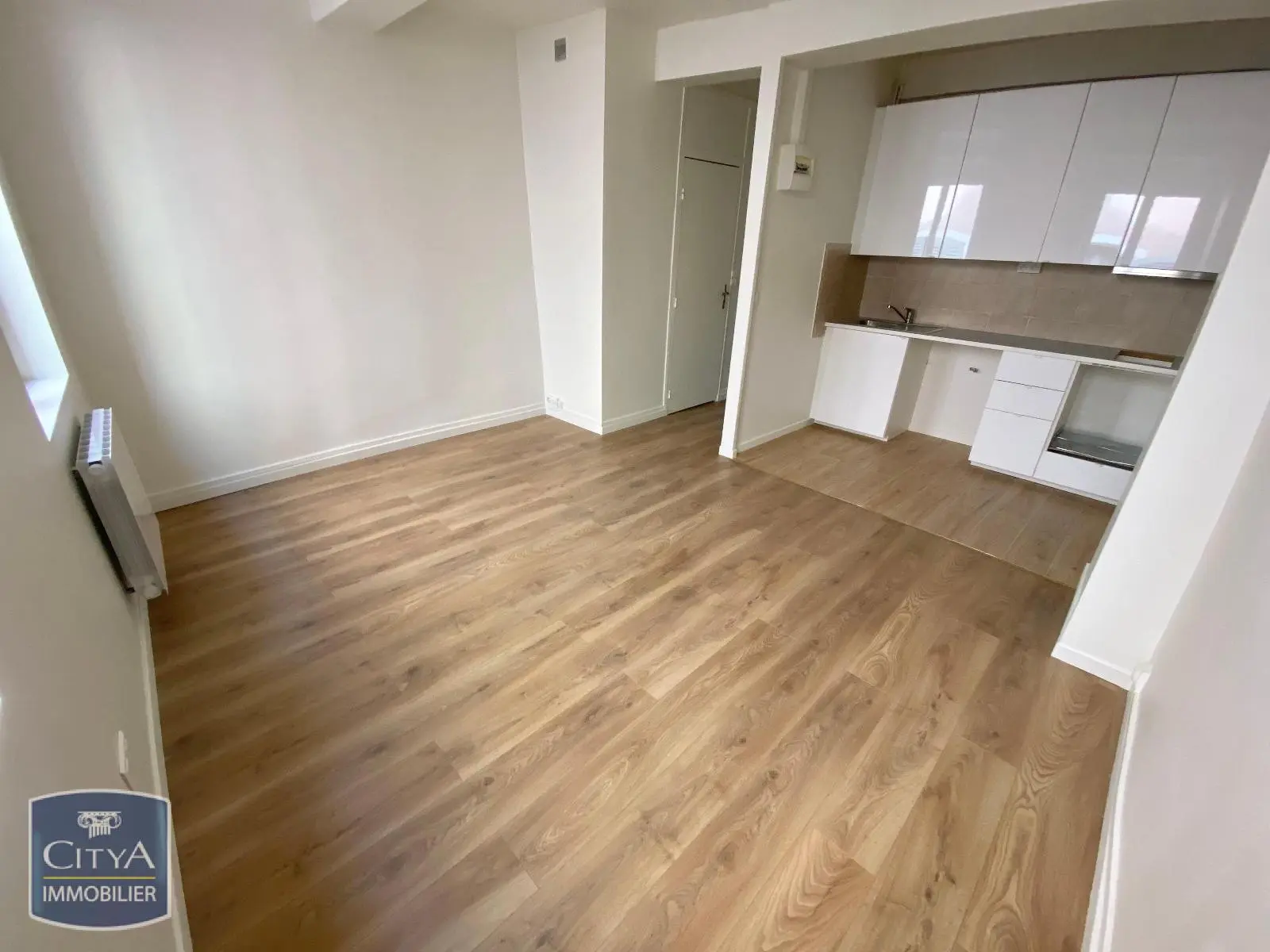 Photo 1 Appartement 1 pièce 22.66m²