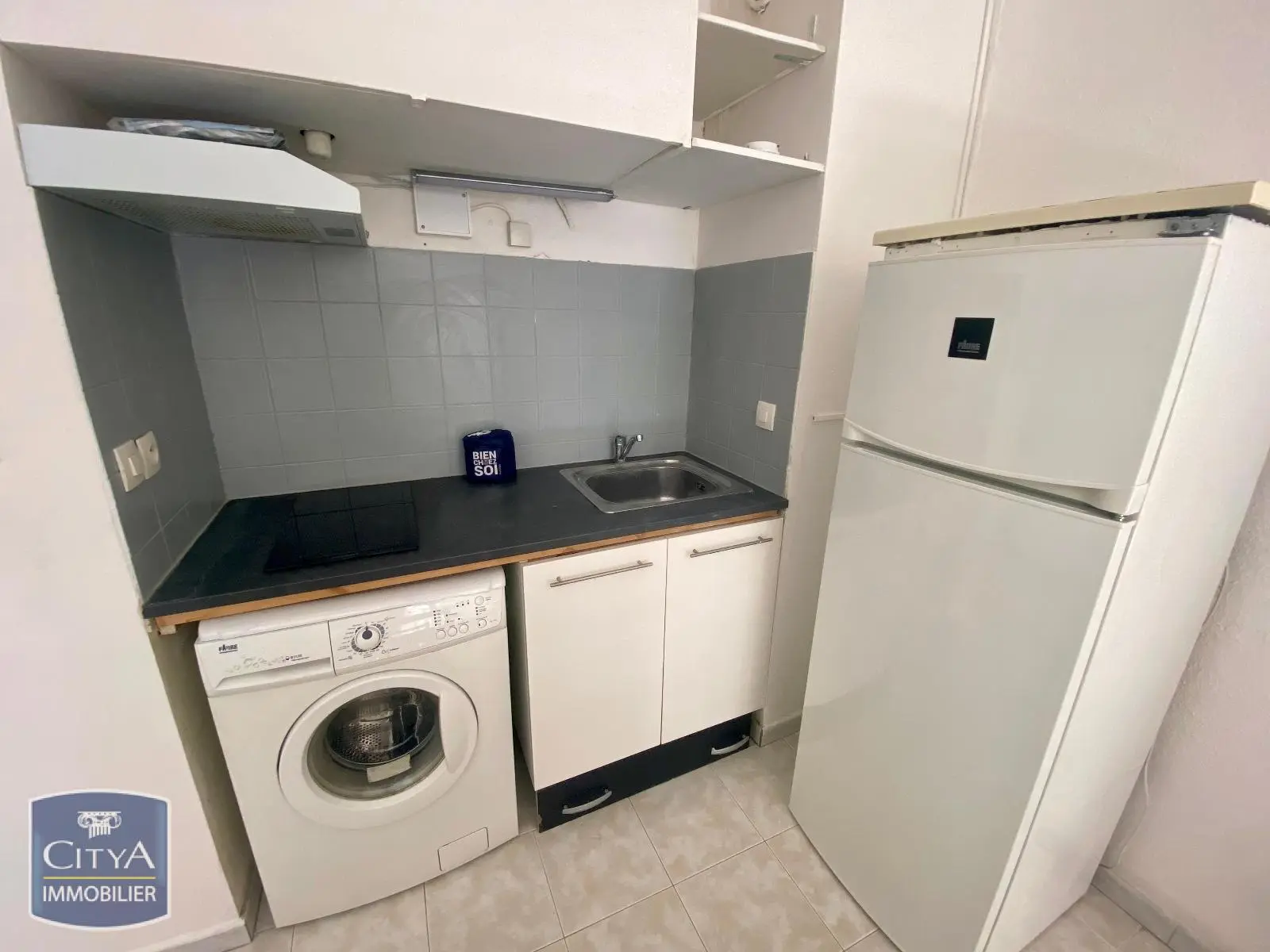 Photo 1 Appartement 1 pièce 26m²