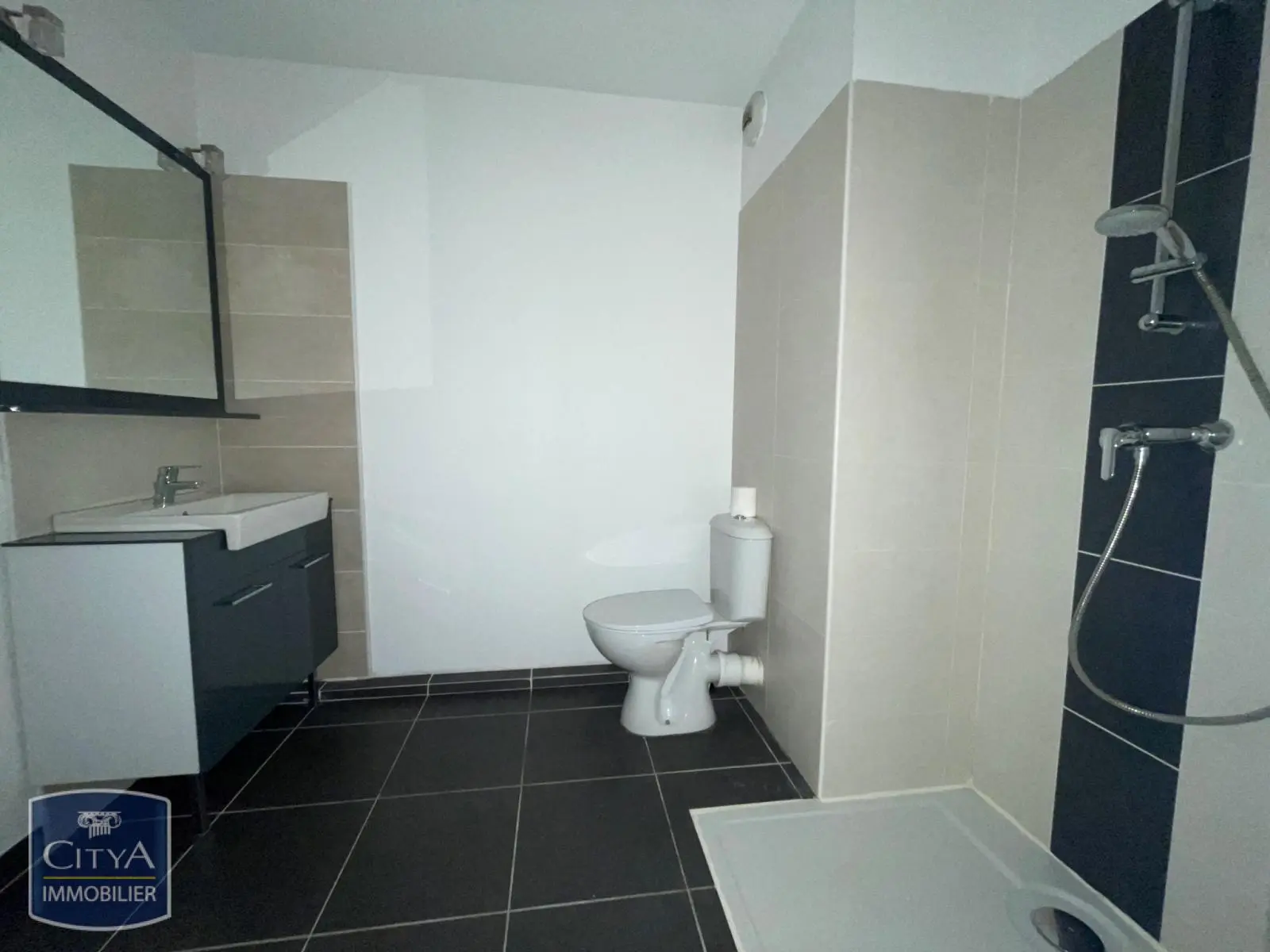 Photo 6 Appartement 1 pièce 24.67m²
