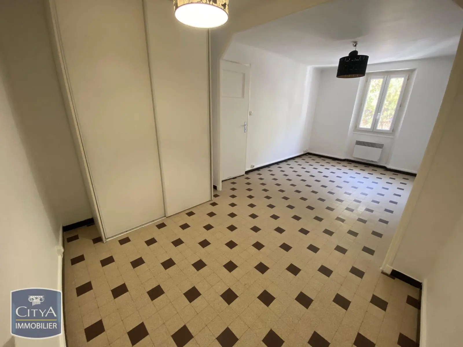 Photo 2 Appartement 1 pièce 26.56m²