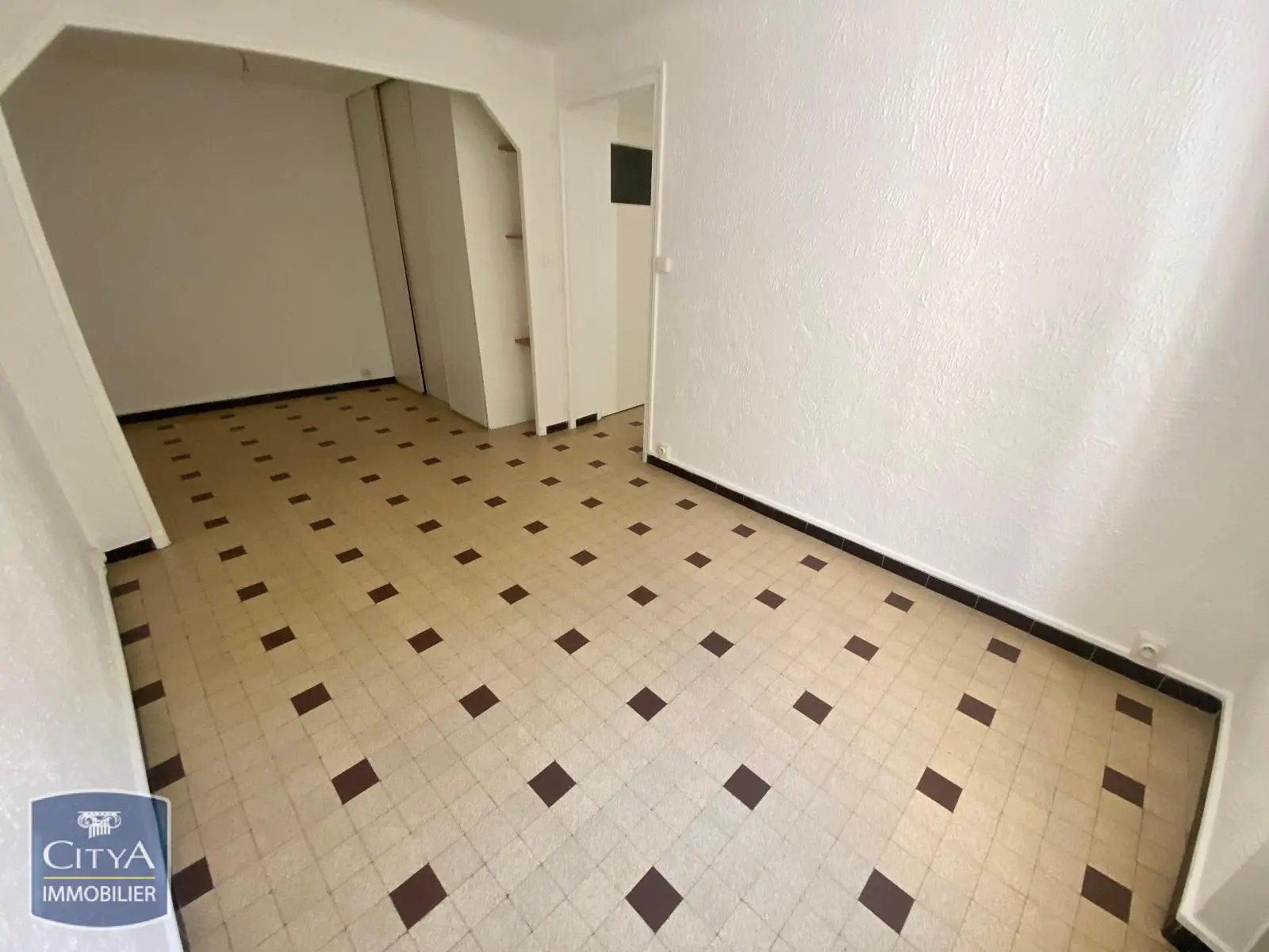 Photo 1 Appartement 1 pièce 26.55m²