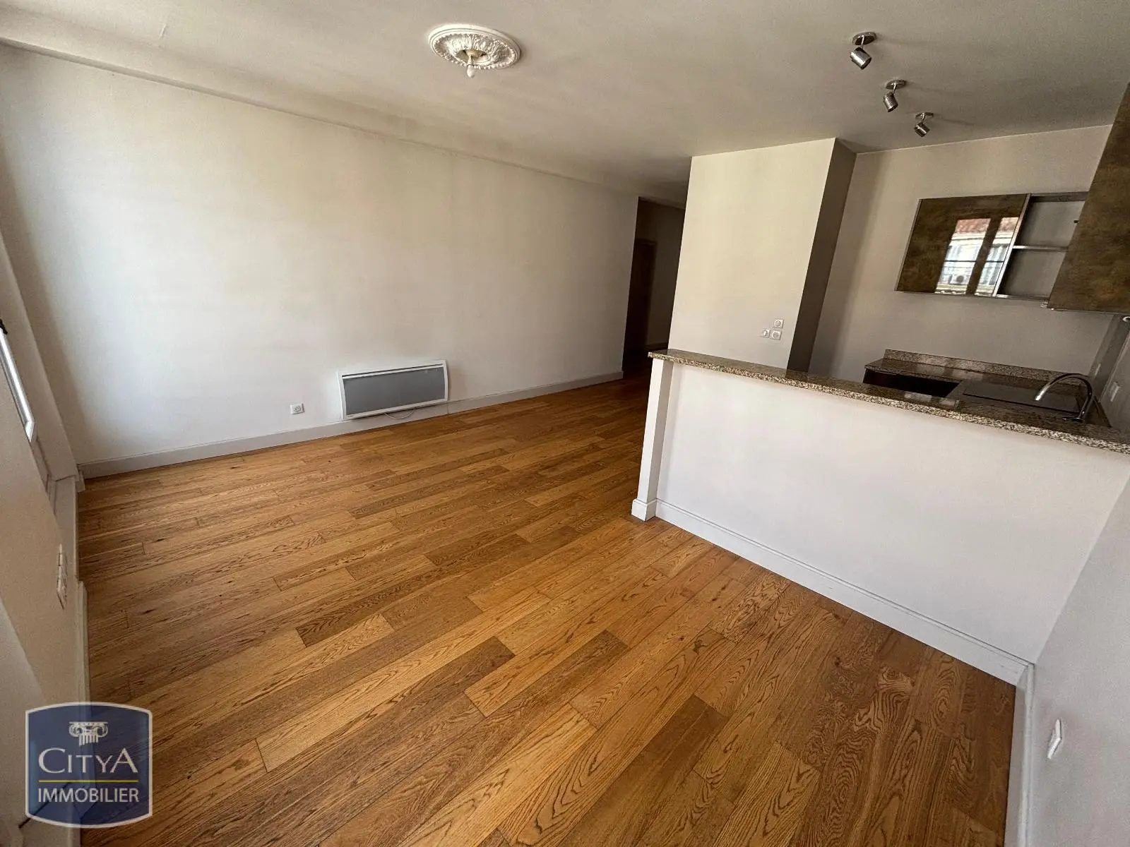 Photo 3 appartement Toulon