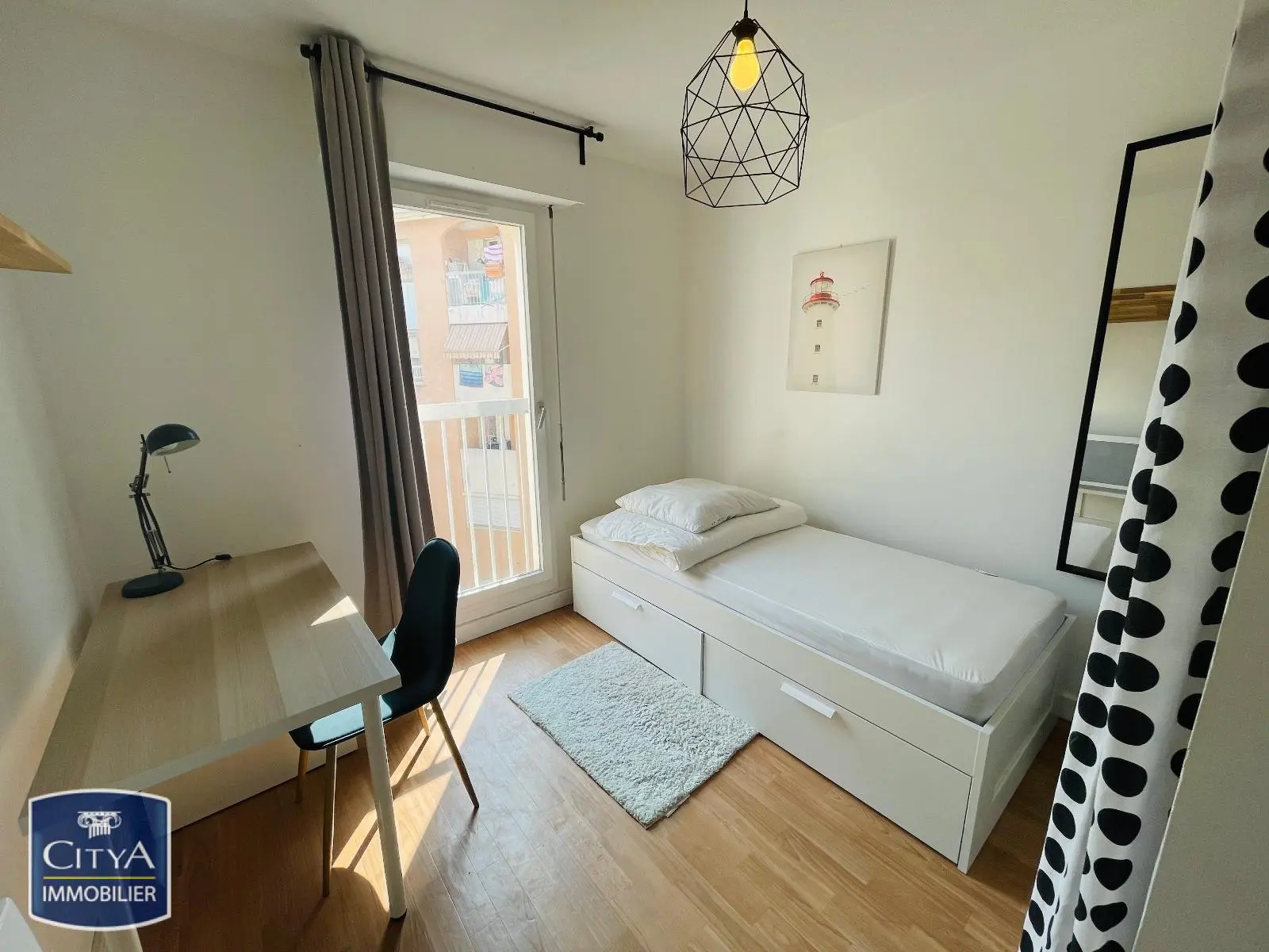 Photo 2 Appartement 1 pièce 9.55m²