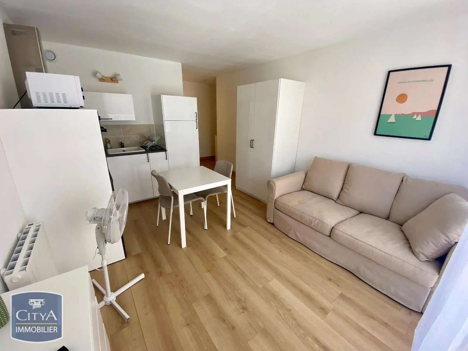 Photo 1 Appartement 1 pièce 23.62m²