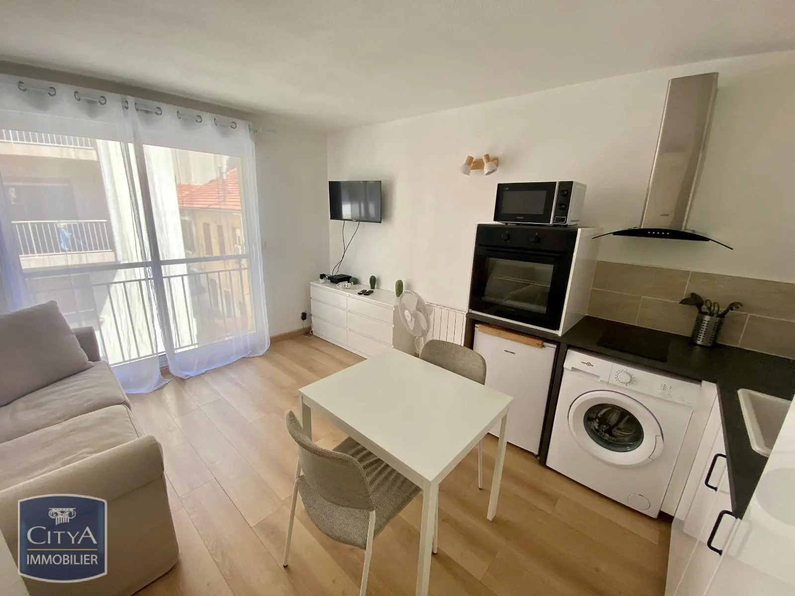 Photo 3 Appartement 1 pièce 23.62m²