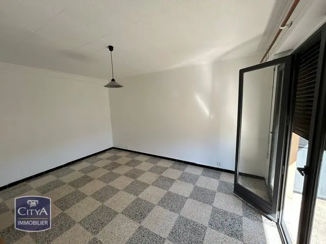 Appartement 1 pièce 28 m² · à Toulon · 28,3 m² · 93 000 €