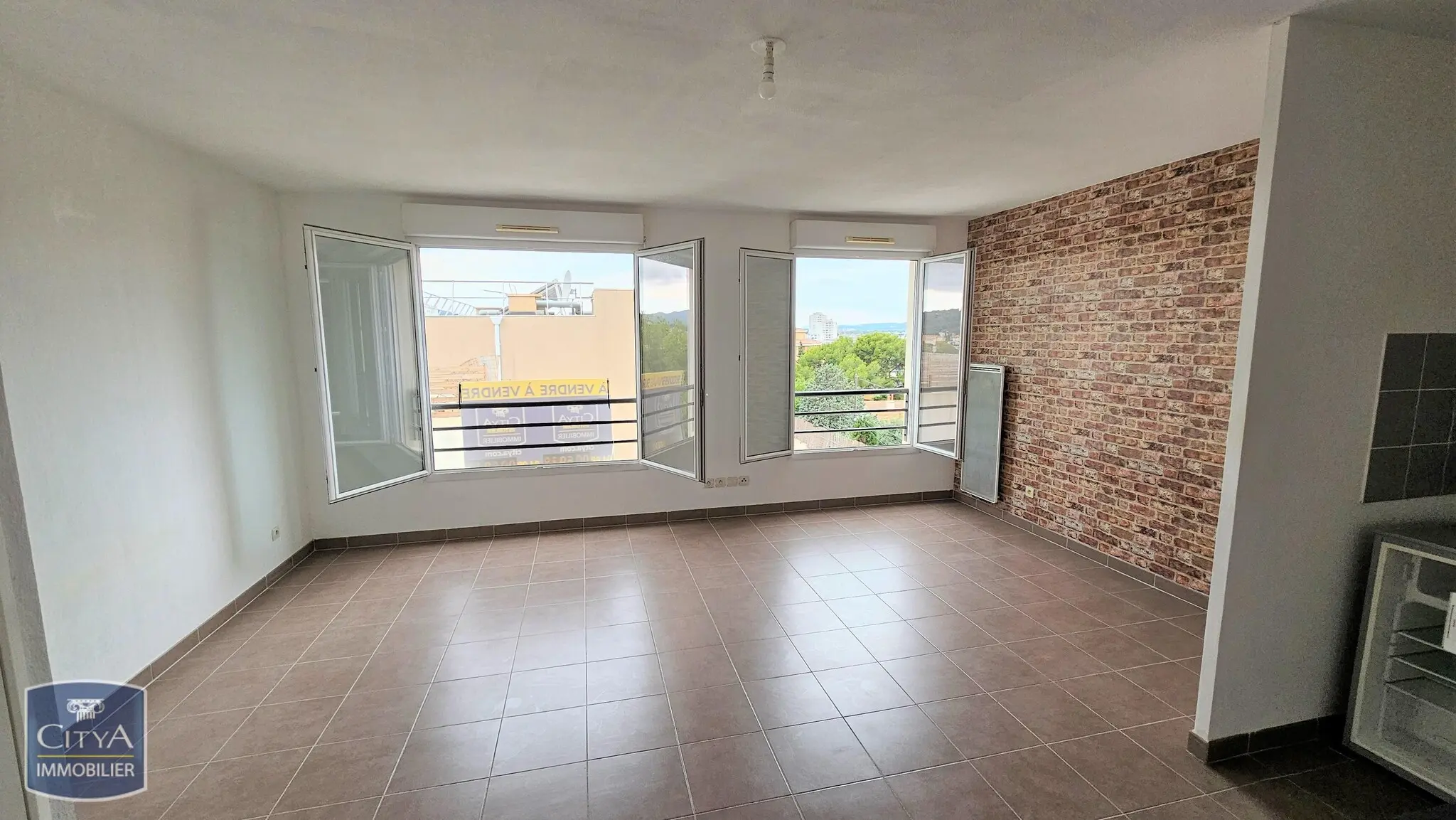 Photo 2 Appartement 1 pièce 40.94m²
