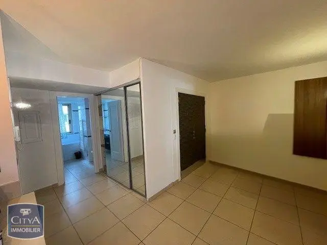 Photo 11 Local Professionnel 8m²