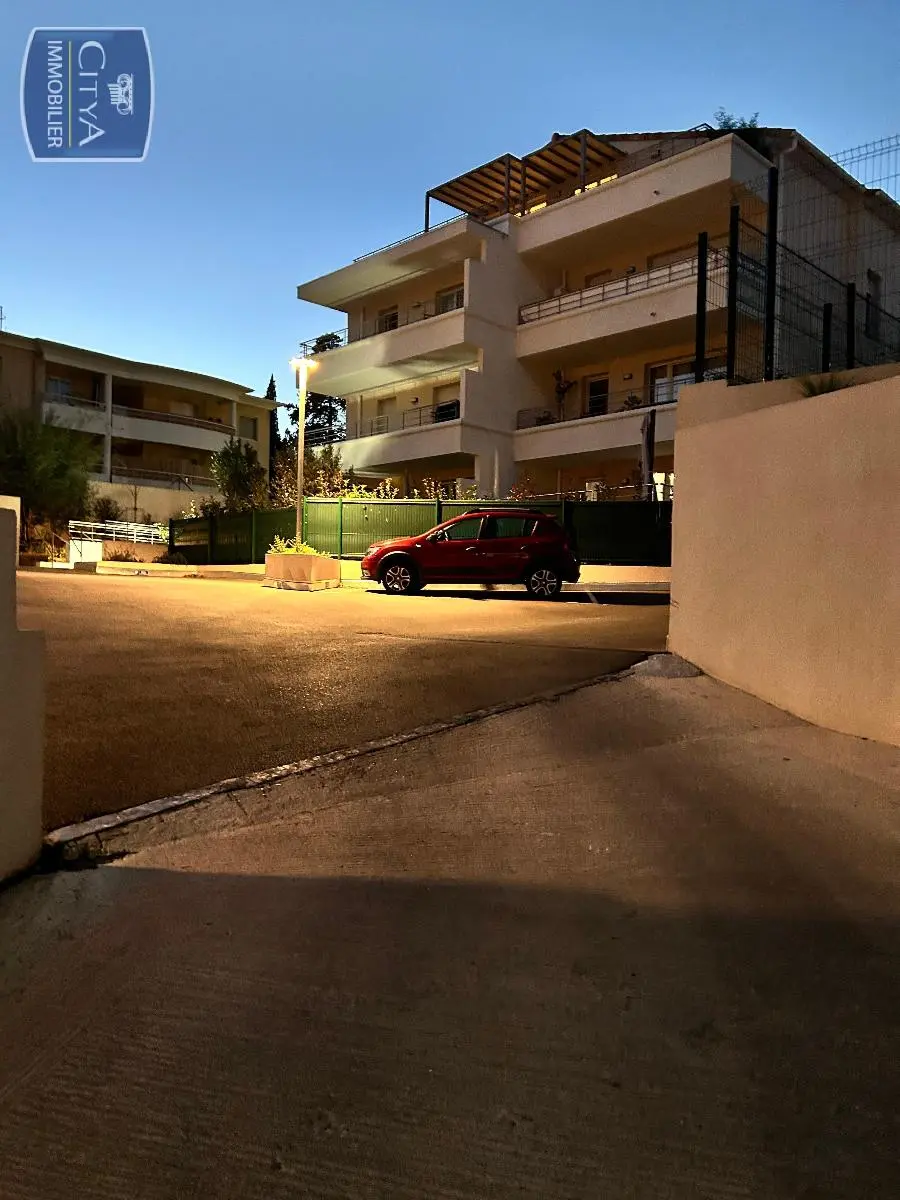 Photo 4 Parking 14m²