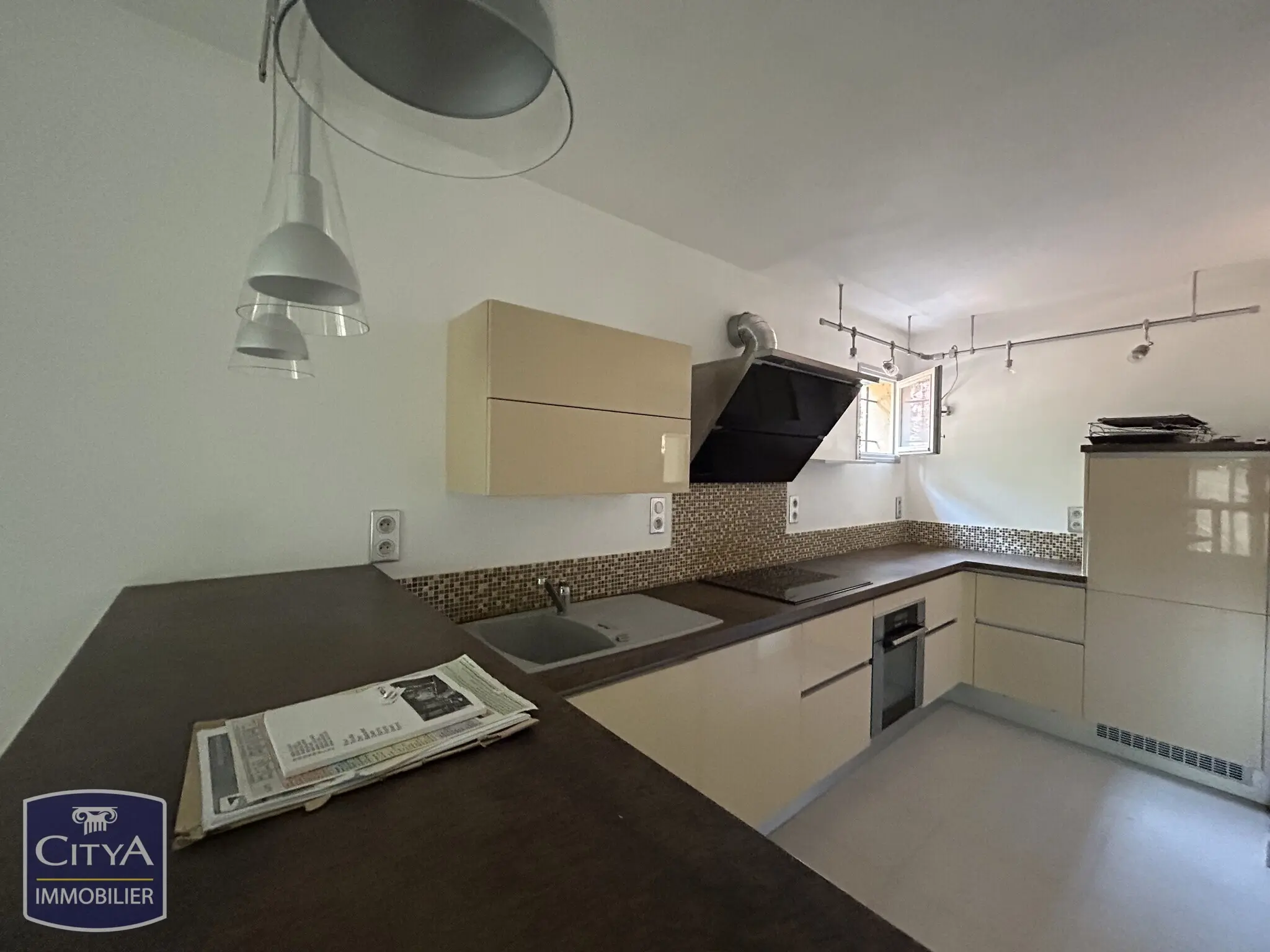 Photo 3 Appartement 4 pièces 75m²