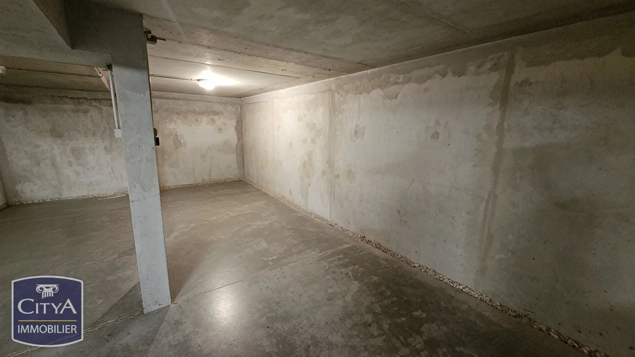 Photo 1 Parking 12.5m²