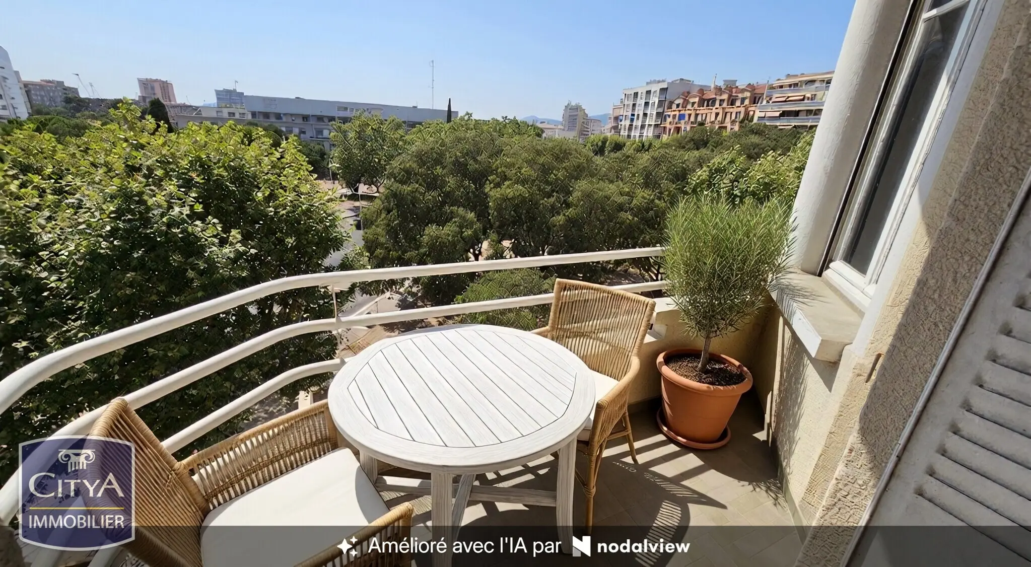Photo 1 Appartement 5 pièces 100.56m²