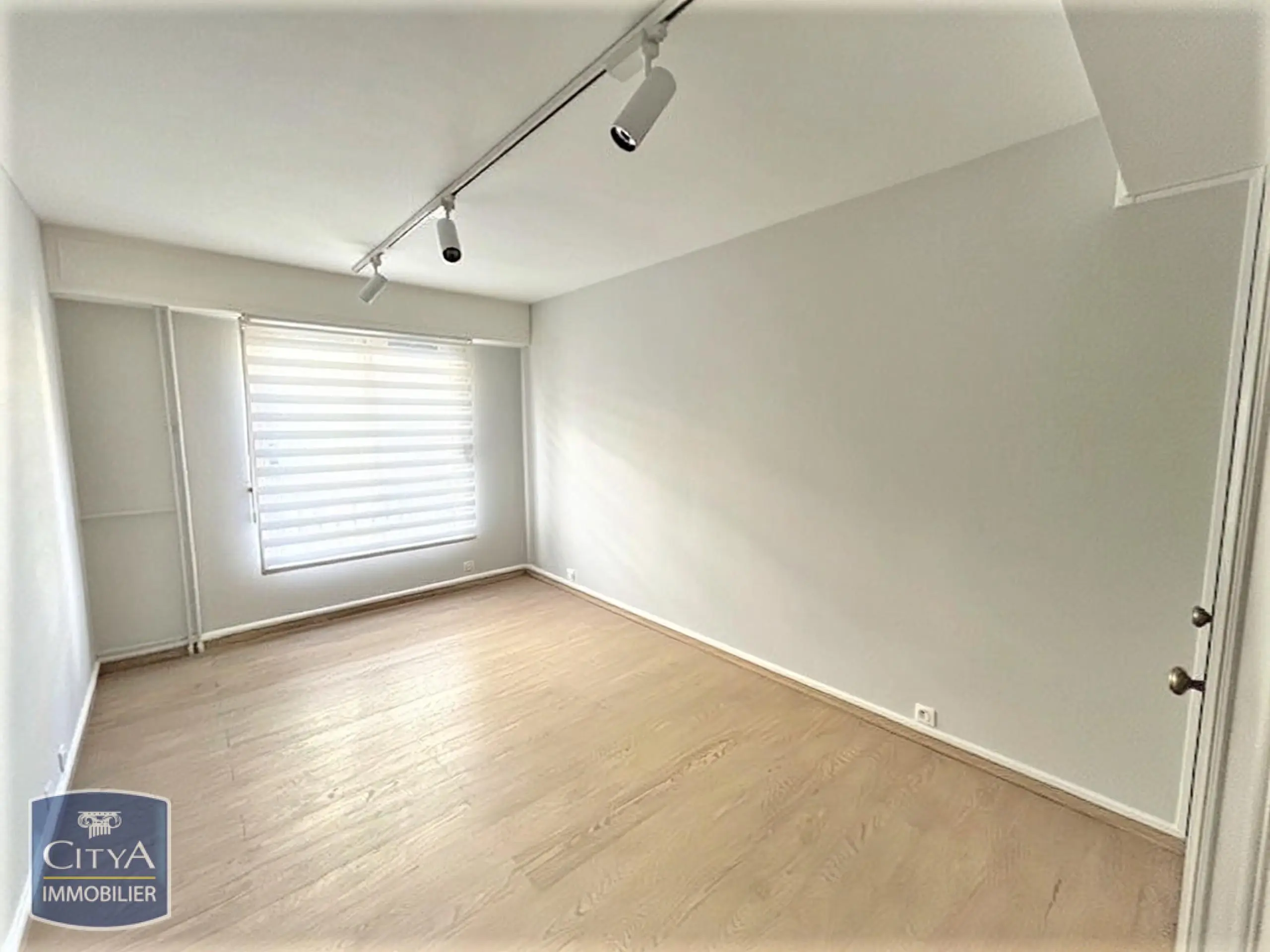Photo 2 Appartement 3 pièces 85m²