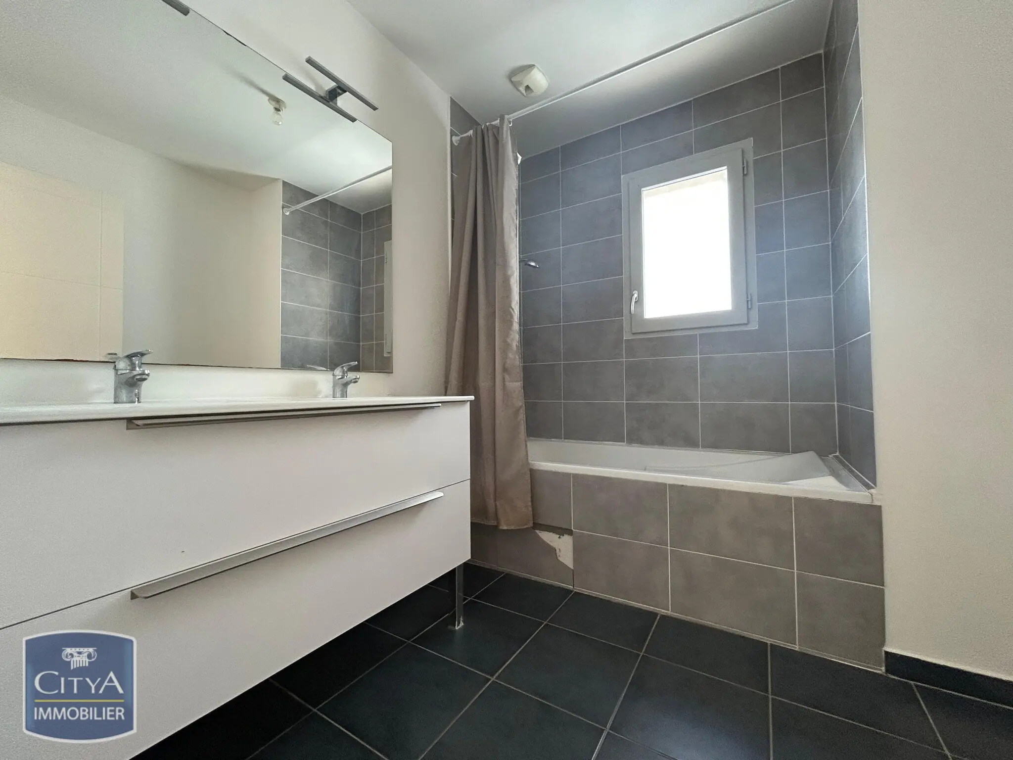 Photo 9 Maison 5 pièces 140m²