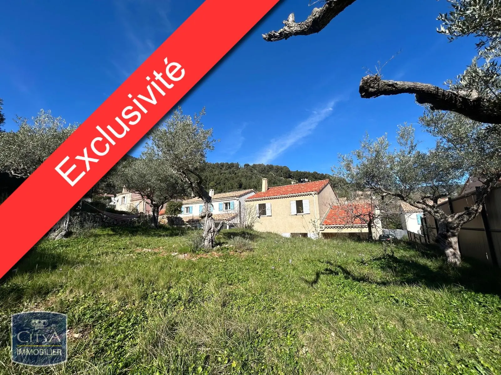 Photo 1 Maison 5 pièces 140m²