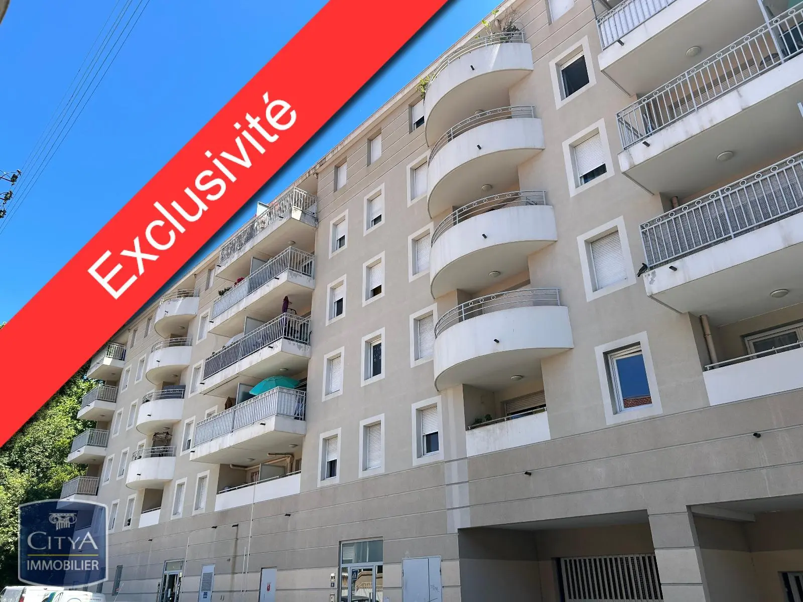 Photo 1 Appartement 1 pièce 32m²