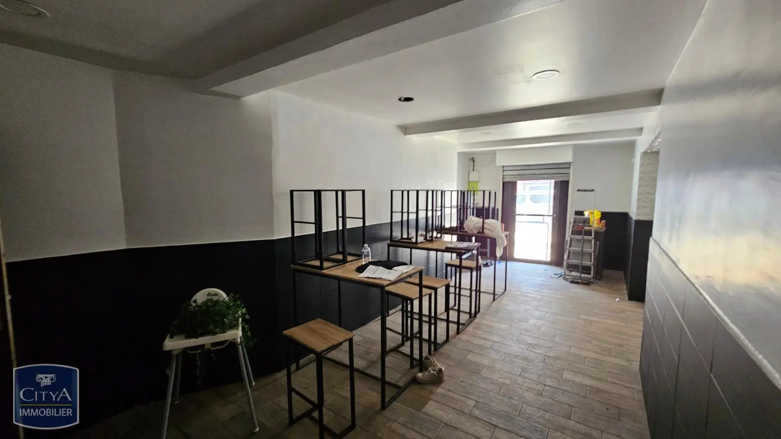 Photo 2 Local Commercial 52m²
