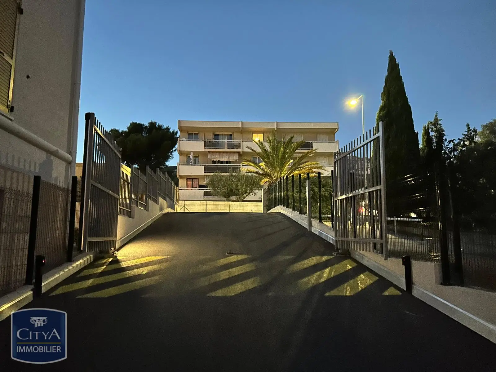 Photo 3 Parking 14m²