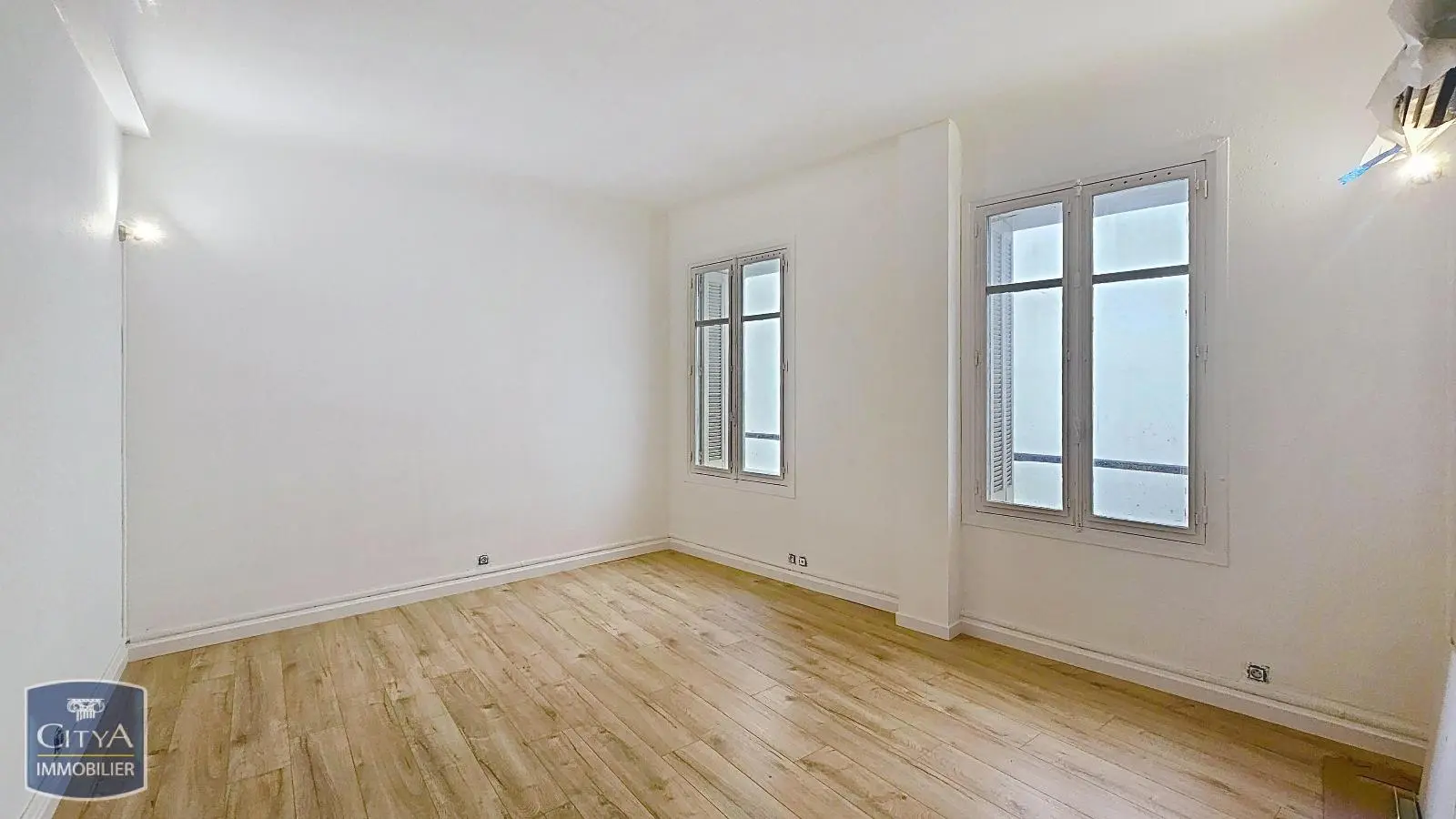 Photo 9 Local Professionnel 4 pièces 94.87m²