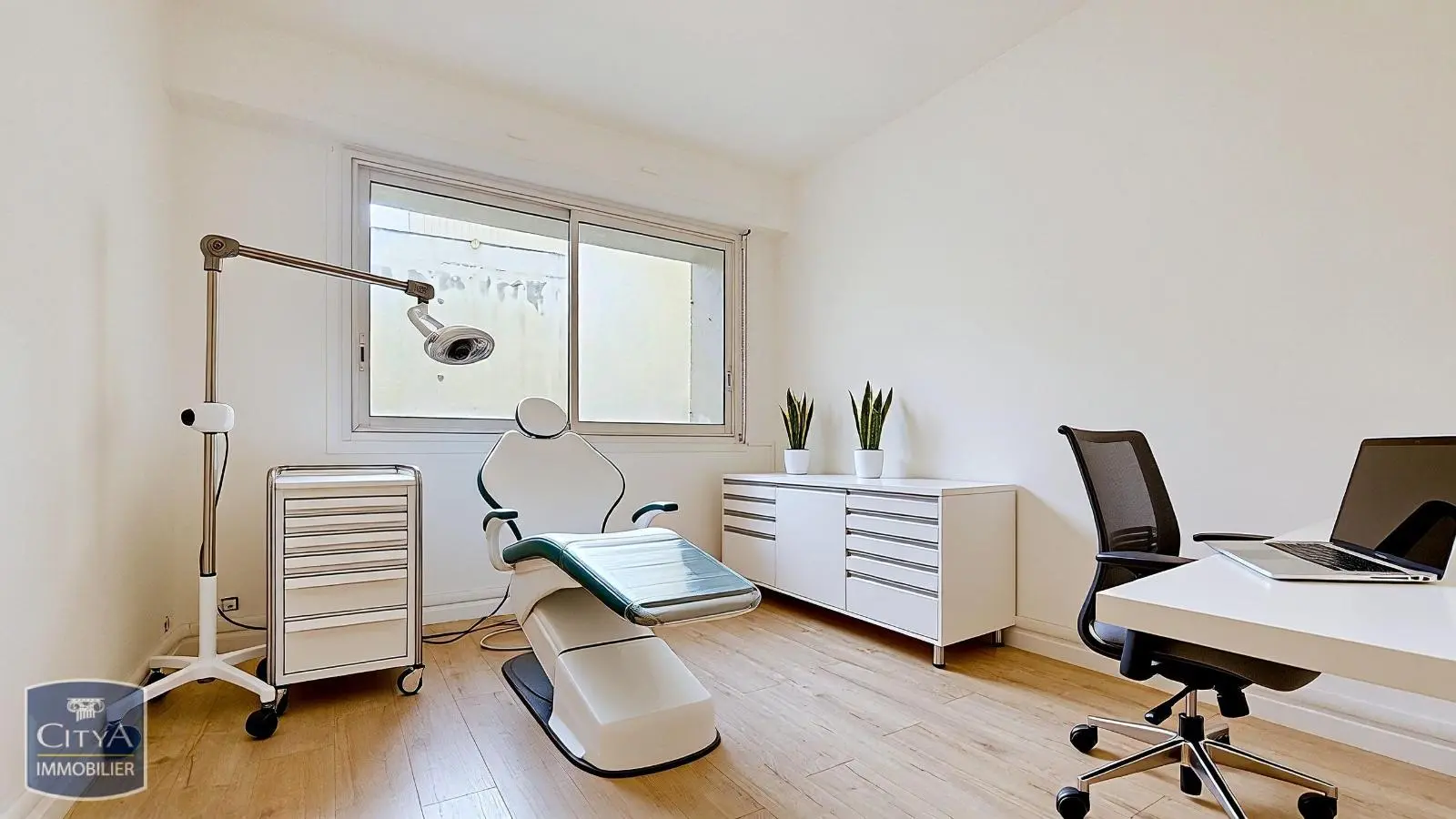 Photo 11 Local Professionnel 4 pièces 94.87m²