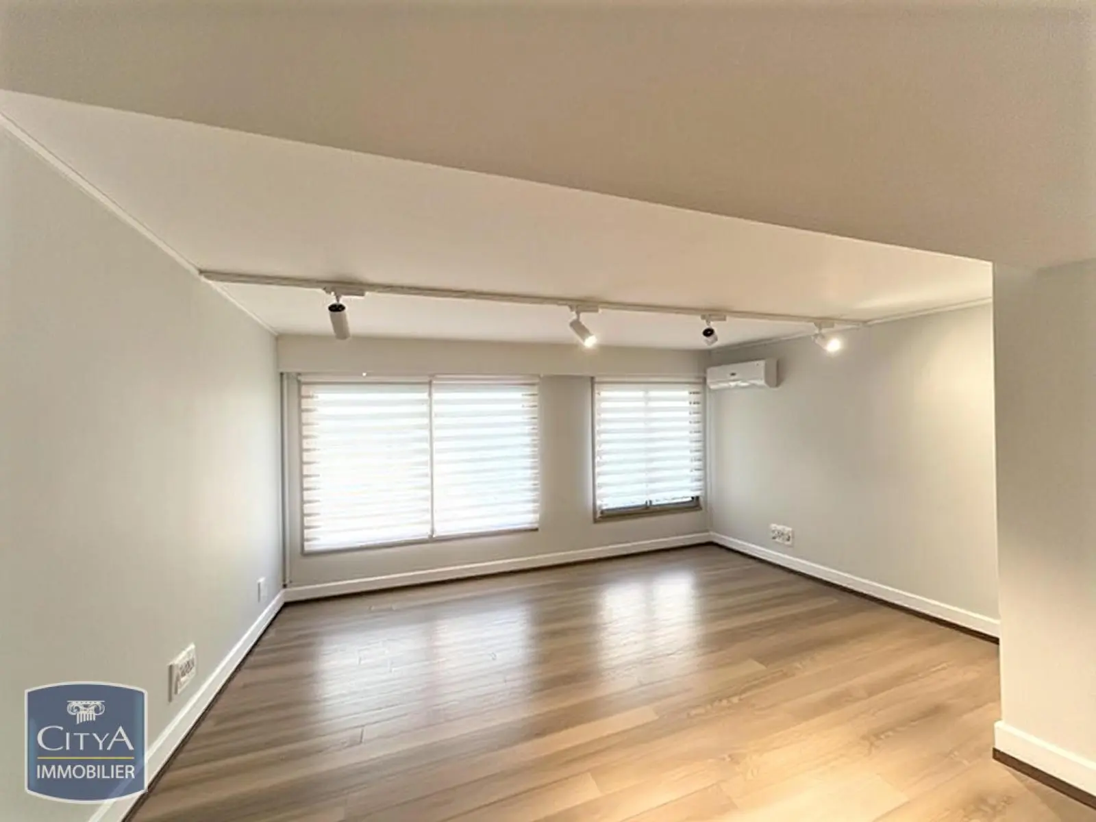 Photo 1 Appartement 3 pièces 85m²