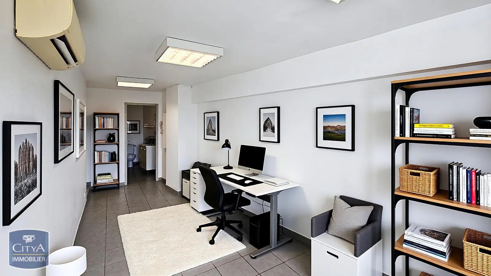 Photo 2 Local Professionnel 1 pièce 21.82m²