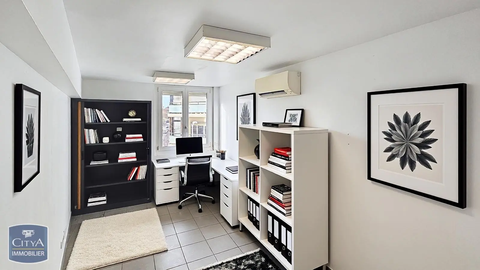 Photo 1 Local Professionnel 1 pièce 21.82m²