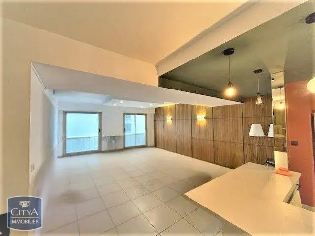 Photo 1 Appartement 2 pièces 71m²