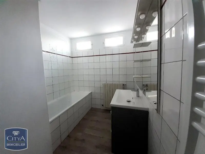 Photo 8 Maison 4 pièces 115m²