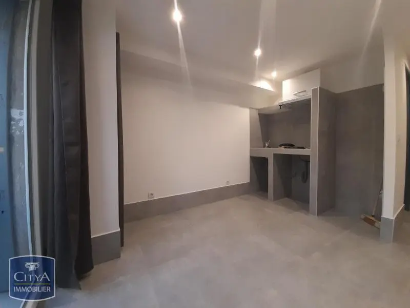 Photo 2 Appartement 1 pièce 13.01m²