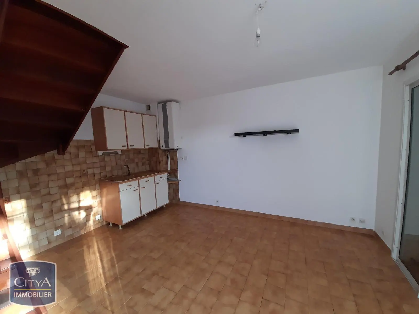 Photo 2 Appartement 1 pièce 27.59m²