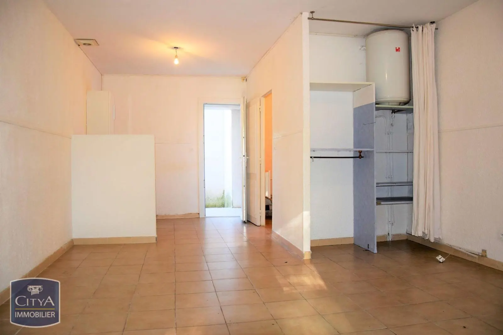 Photo 2 Appartement 1 pièce 27.05m²